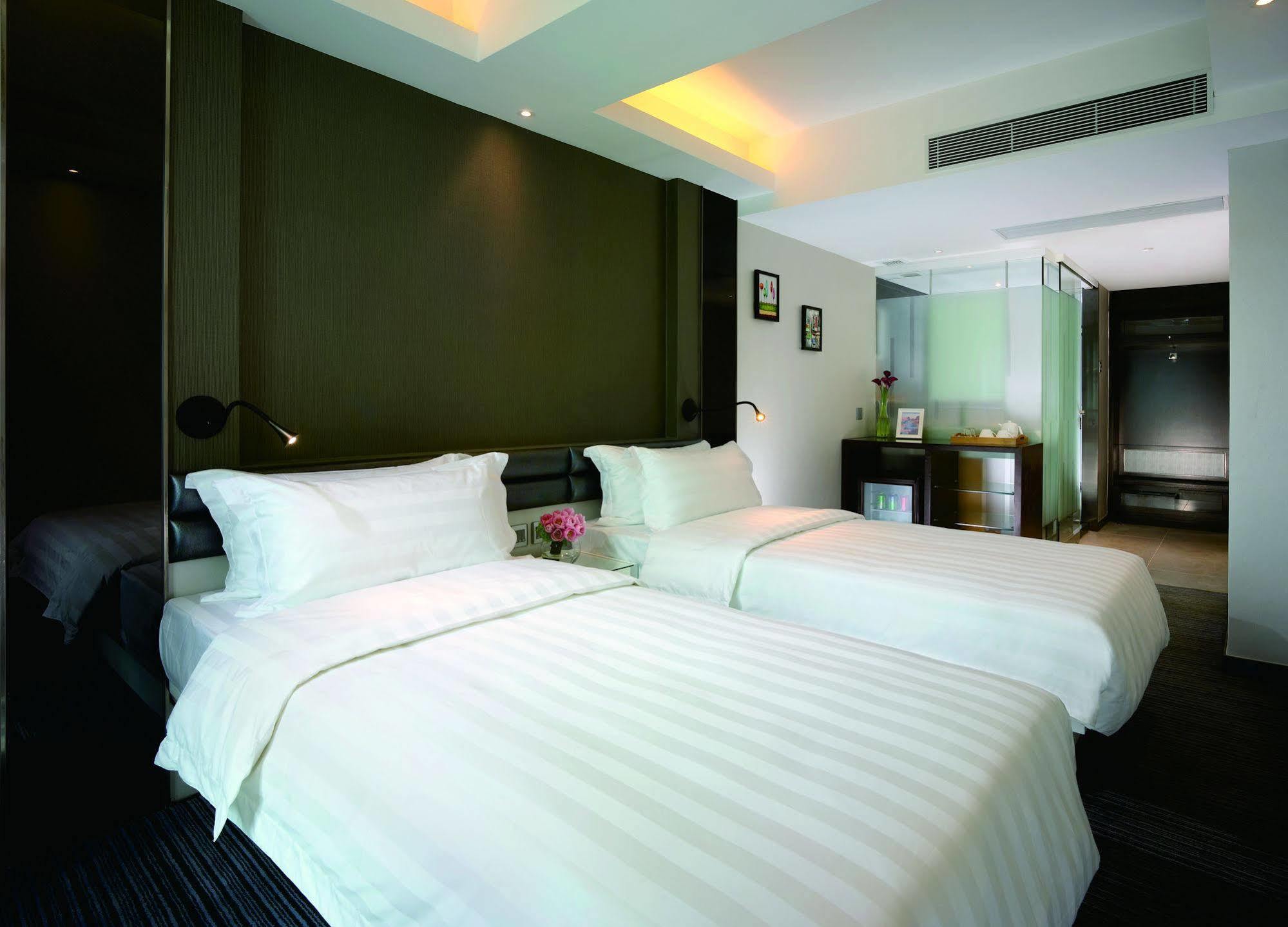 Popway Hotel Hong Kong Exterior photo